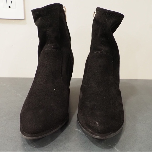 Marc Fisher sz 7.5 Leave2 black suede ankle booties - Picture 4 of 16